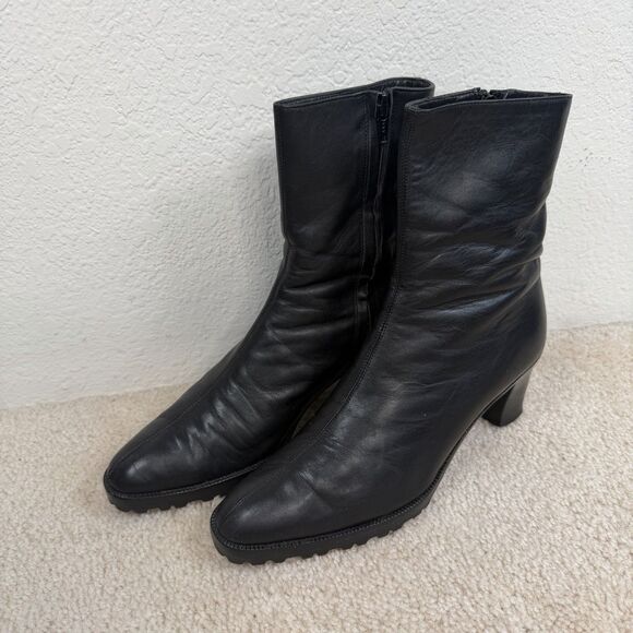 VINTAGE DKNY Black Genuine Leather Ankle Boots Size 9.5 B Mid Heel Zip Up ITALY - Picture 2 of 12